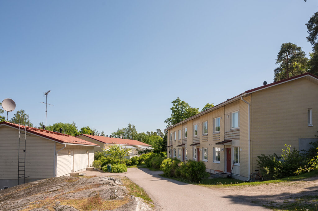 Kauppalaivurintie 10, Vantaanlaakso